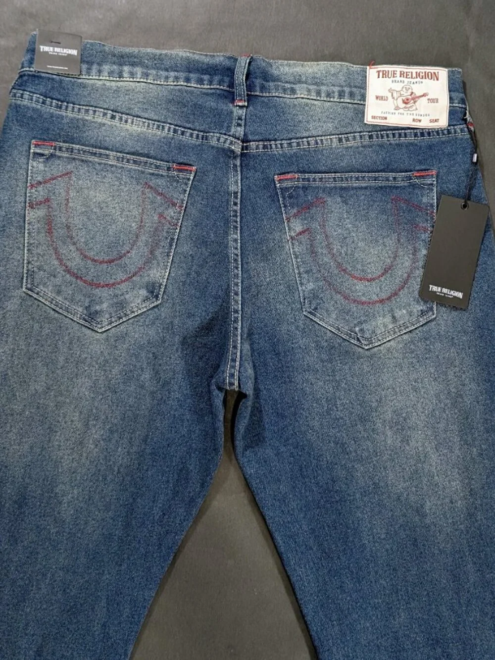 $164 True Religion Ricky Relaxed Straight Jean Men`s Size 36x34 Medium Wash